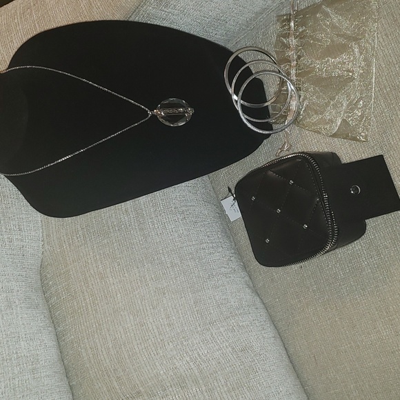 CHICOS New Necklace, 3 Bracelets & WHBM Mini Jewerly Box 🎁 - Picture 11 of 17